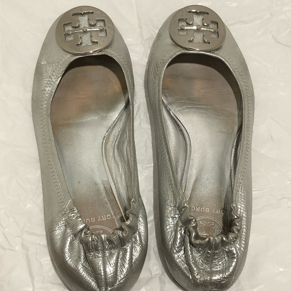 Tory Burch Metallic Silver Loafers - Picture 6 of 9